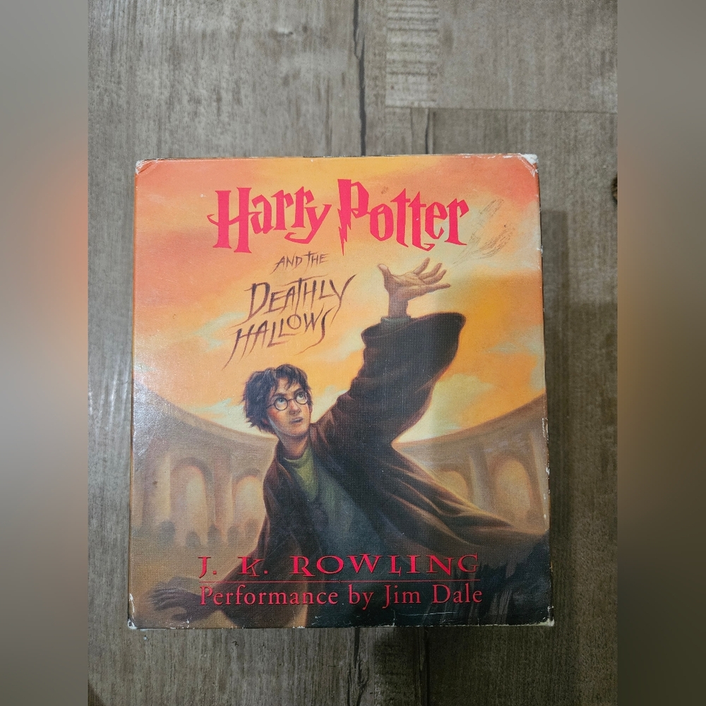 Harry Potter and The Deathly Hallow 17 Disc AUDIO B. Excellent Condition (Bin13)